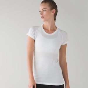 Lululemon Swiftly Tech Short Sleeve Crew Size 2